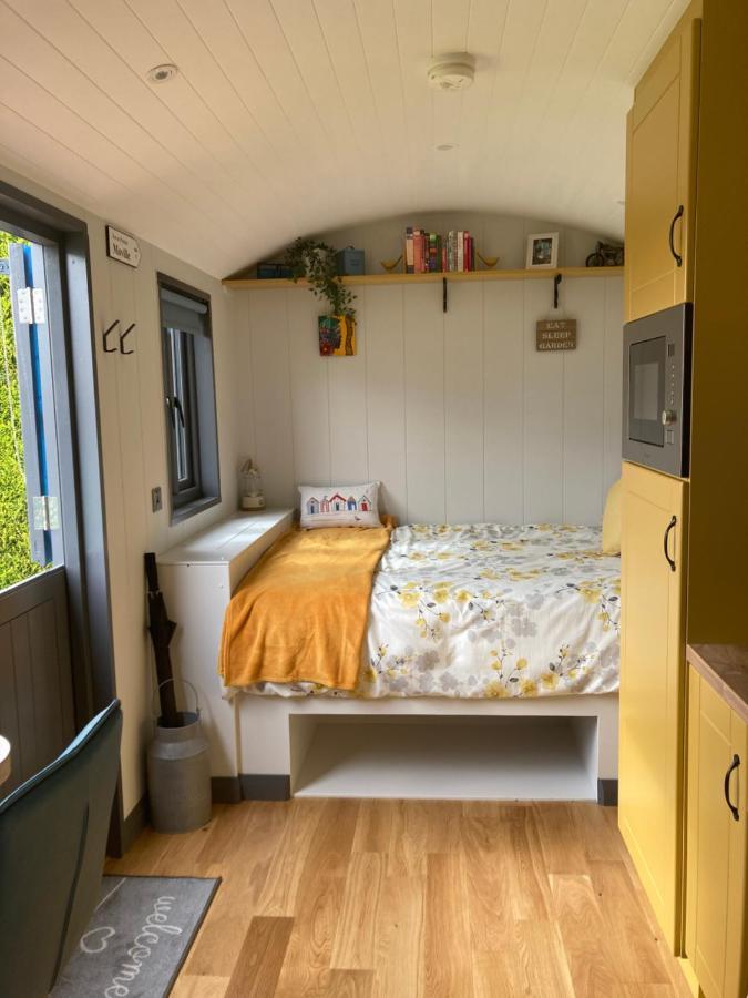 Atlantic Way Shepherd Hut Moville Dış mekan fotoğraf